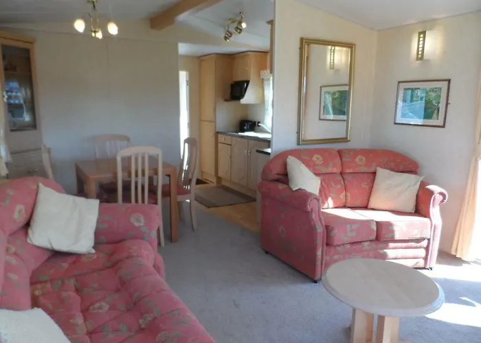 Luxury Mobile Home Near Perranporth Situated On A Quiet Farm